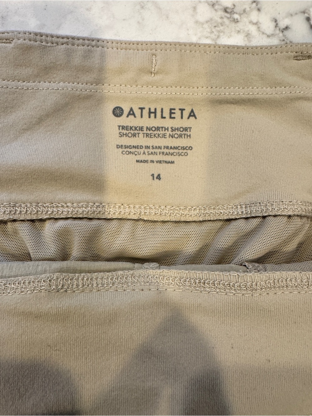Athleta Trekkie North Shorts 14 Khaki Hiking Travel Golf Zip Pocket Outdoor - Picture 9 of 12